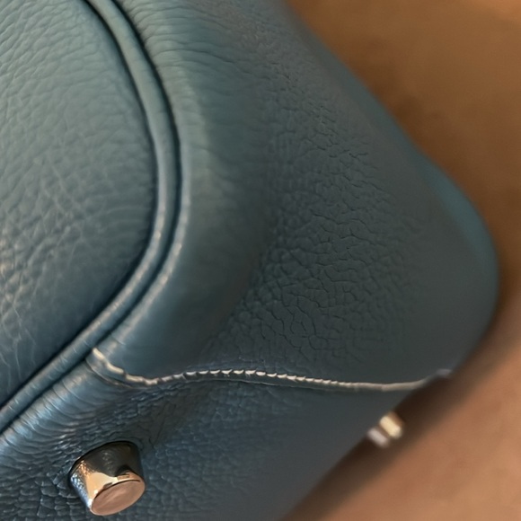 HERMES LINDY HANDBAG WITH RAINCOAT SIZE 34- EXCELLENT CONDITION - Picture 9 of 16